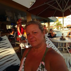 Meet your Posher, Sherri